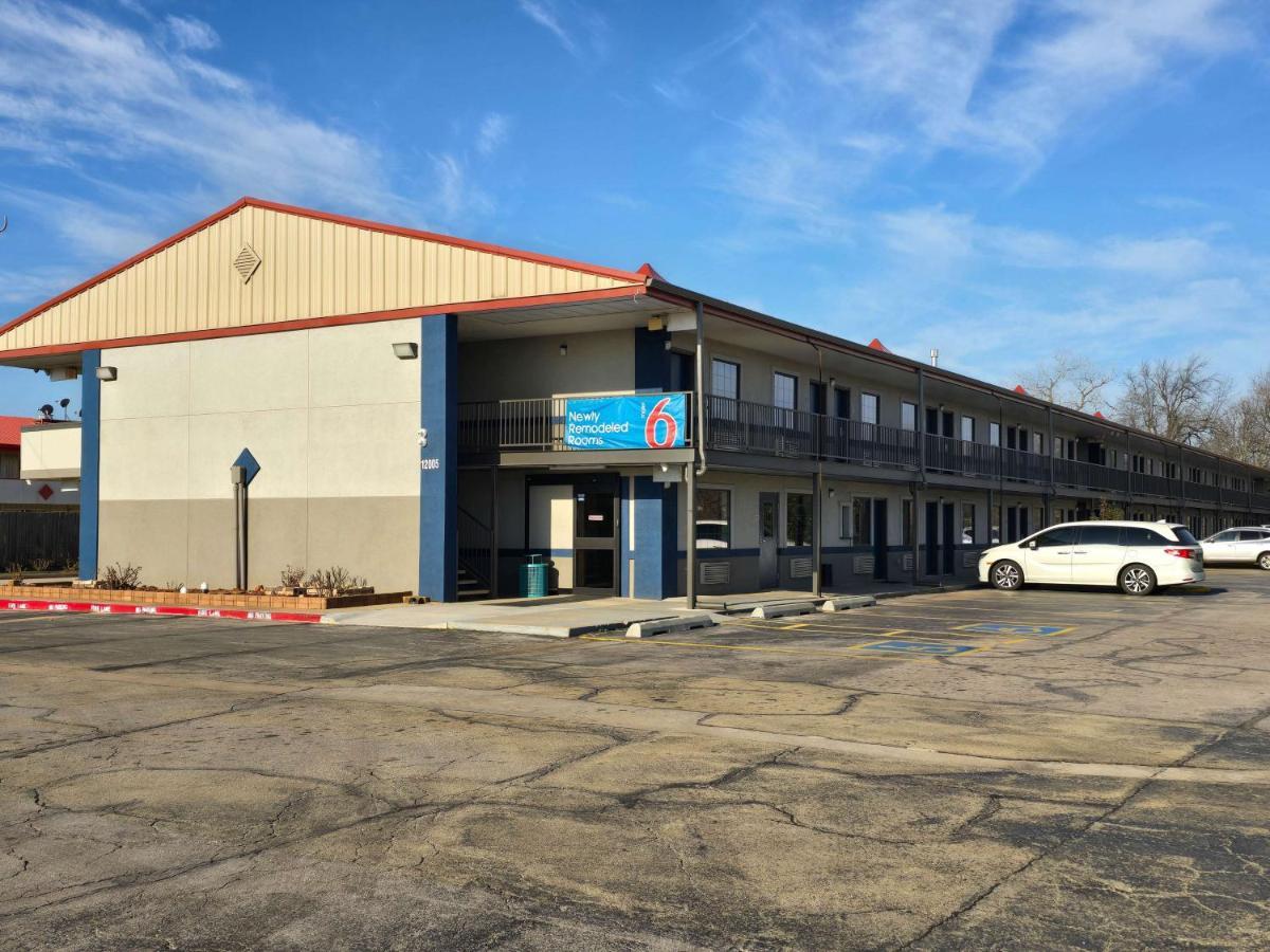 Motel 6 Oklahoma City Ok Frontier City Edmond Ngoại thất bức ảnh