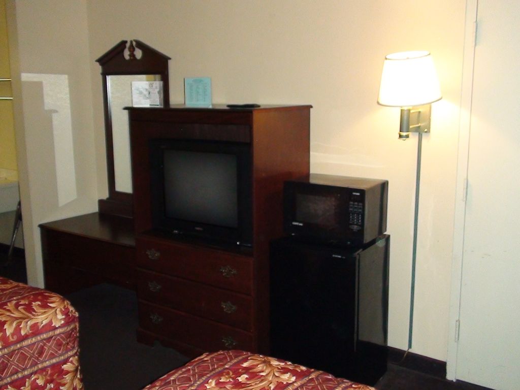 Motel 6 Oklahoma City Ok Frontier City Edmond Phòng bức ảnh