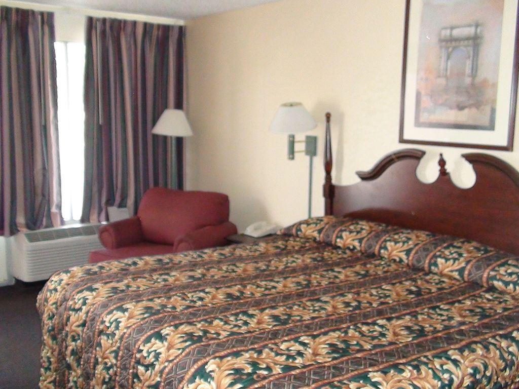 Motel 6 Oklahoma City Ok Frontier City Edmond Phòng bức ảnh