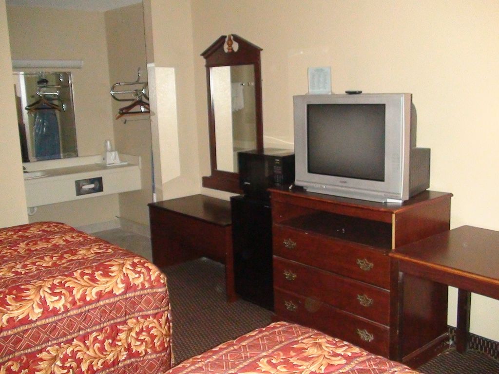 Motel 6 Oklahoma City Ok Frontier City Edmond Phòng bức ảnh